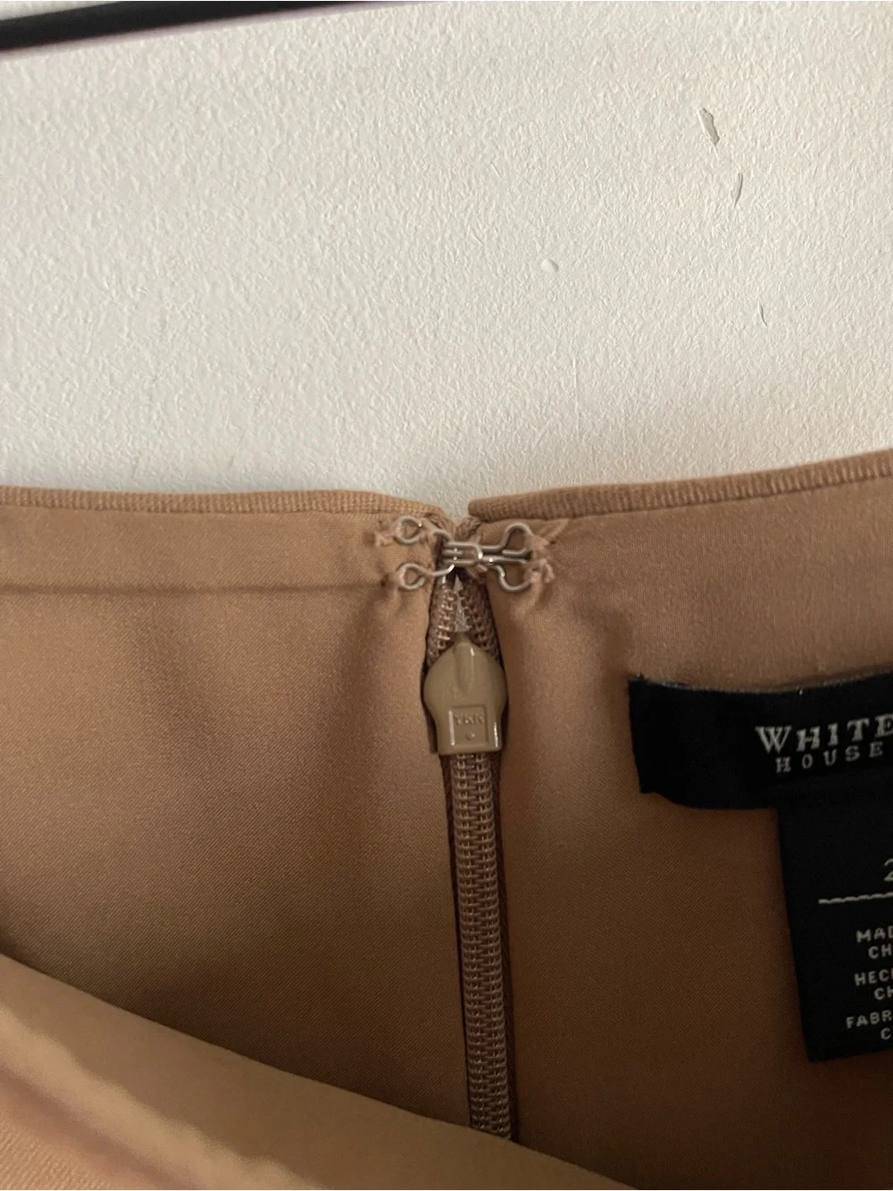 White House Black Market Camel Tan Pencil Skirt w/ Gold Hardware Career Classic